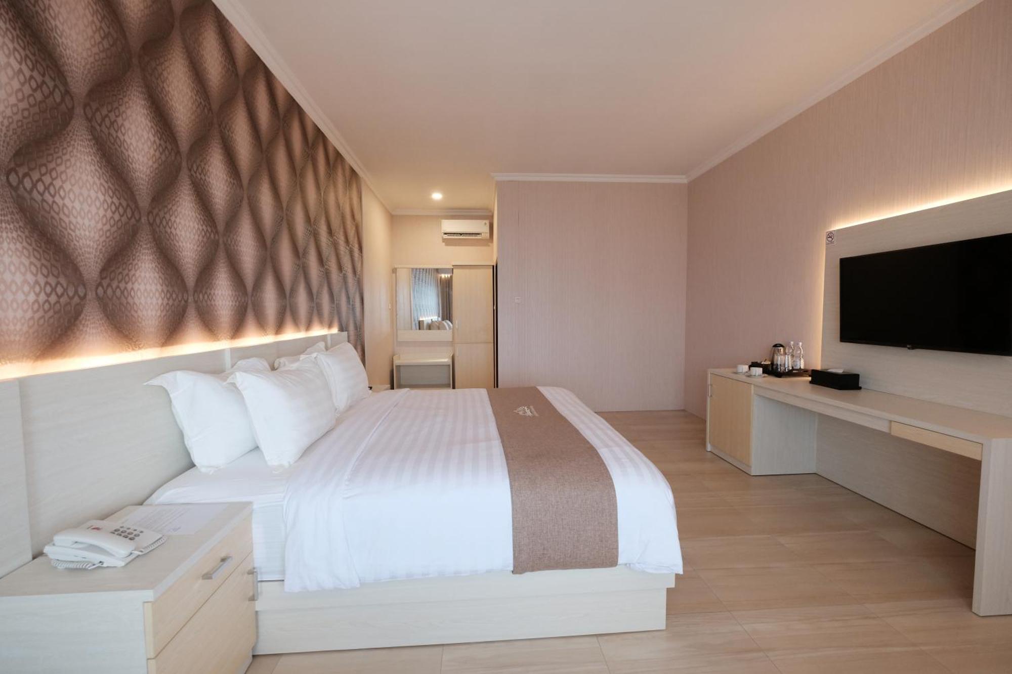 Bukit Indah Doda Hotel & Resorts Palu Pokoj fotografie